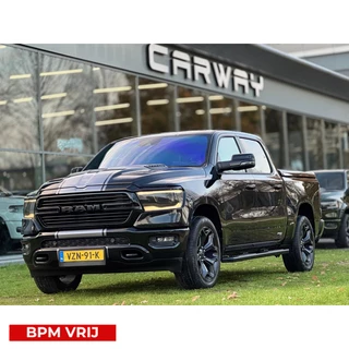 Dodge Ram Pick-Up BJ2024 5.7 V8 4x4 Laramie Night 22inch / PANO / LPG / NL-AUTO