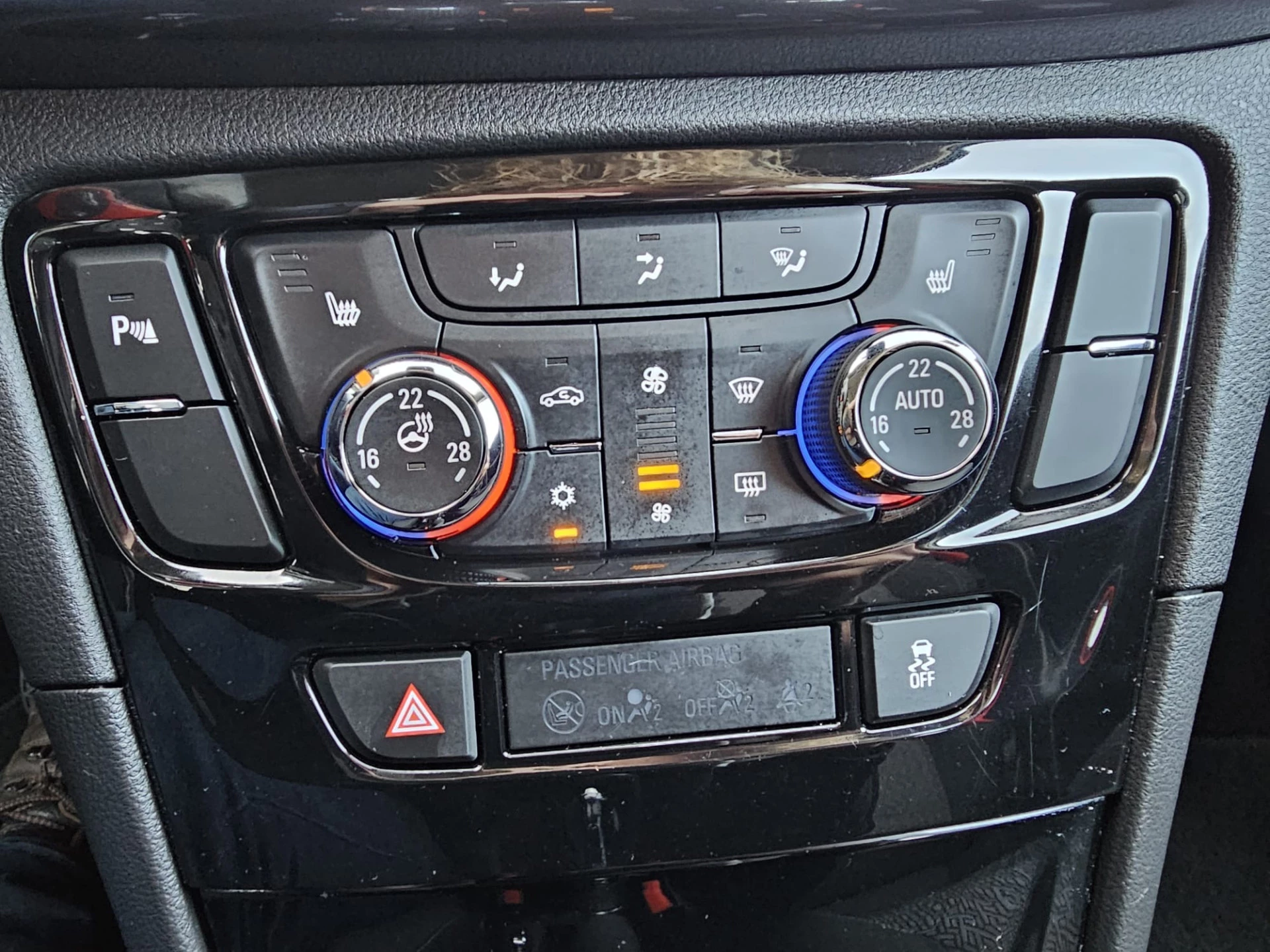 Hoofdafbeelding Opel Mokka X