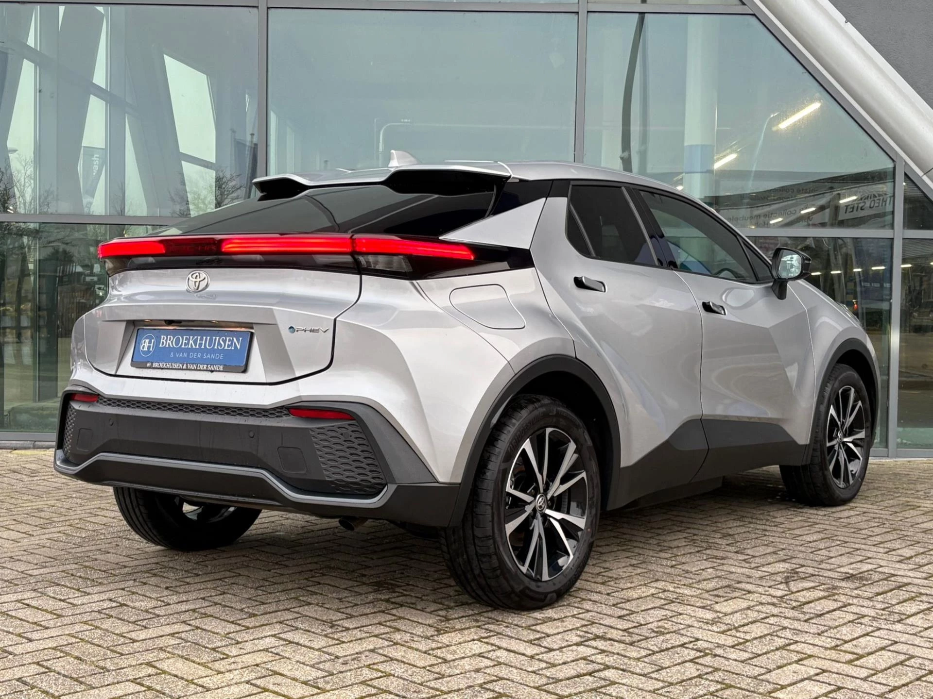 Hoofdafbeelding Toyota C-HR