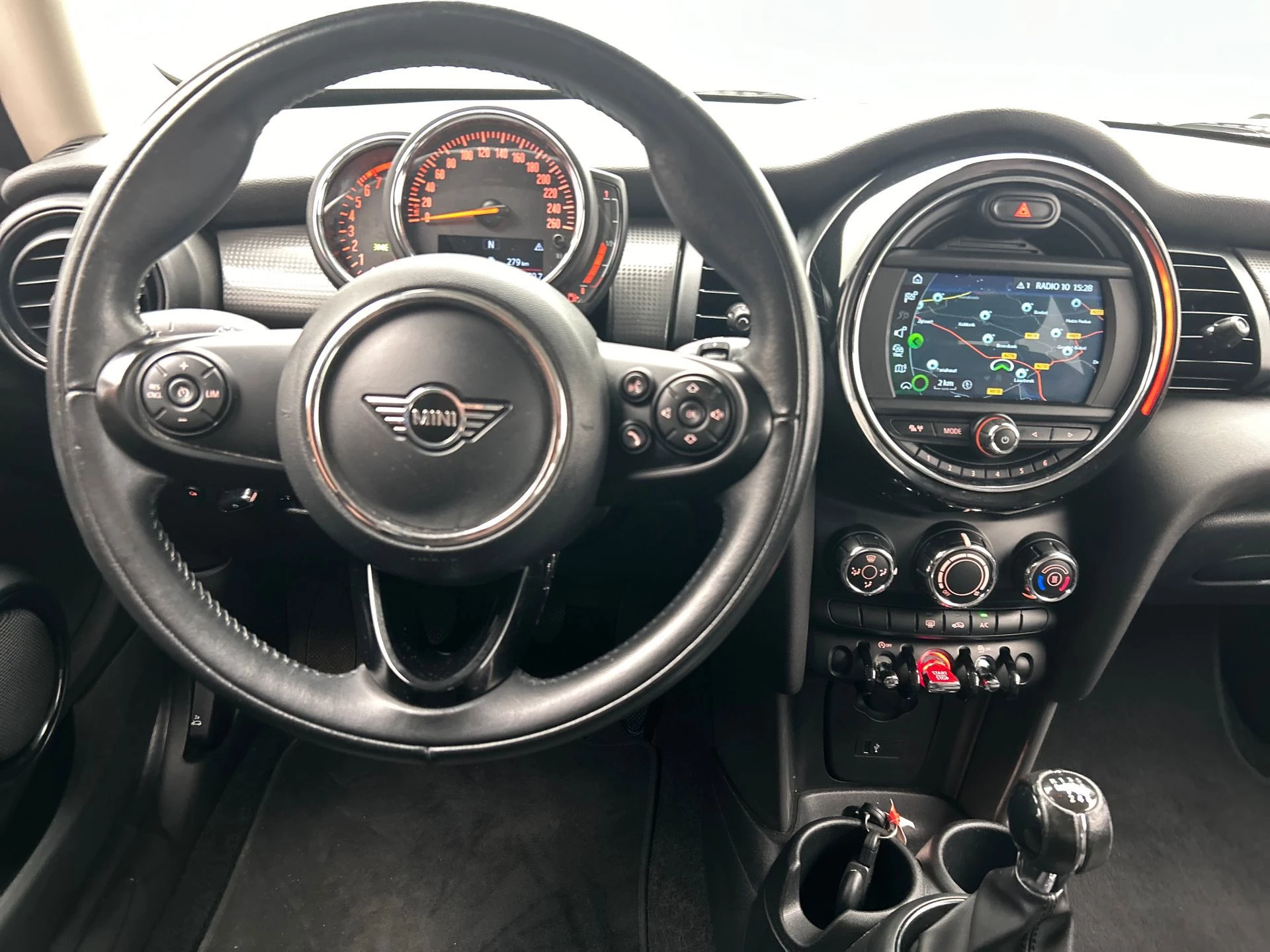 Hoofdafbeelding MINI 3-deurs