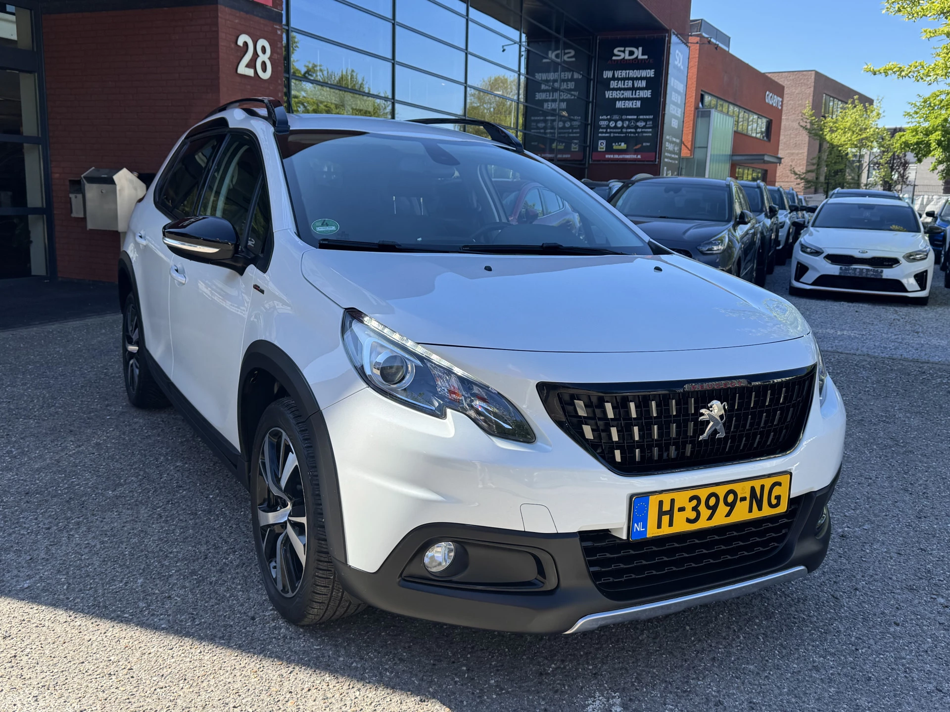 Hoofdafbeelding Peugeot 2008