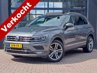 Volkswagen Tiguan 2.0 TSI 4Motion Highline Business R | ACC | LED | Pano | Stoelverwarming | Virutal | Pano | 4X4 |