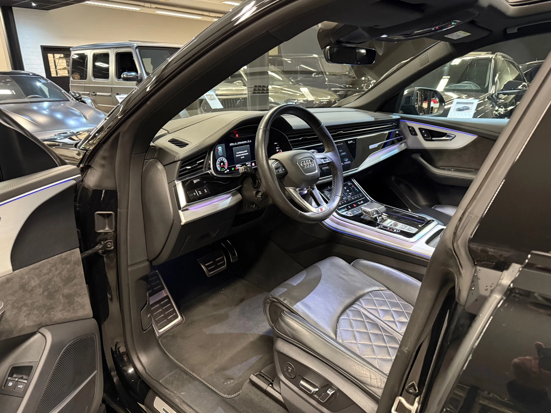 Hoofdafbeelding Audi Q8