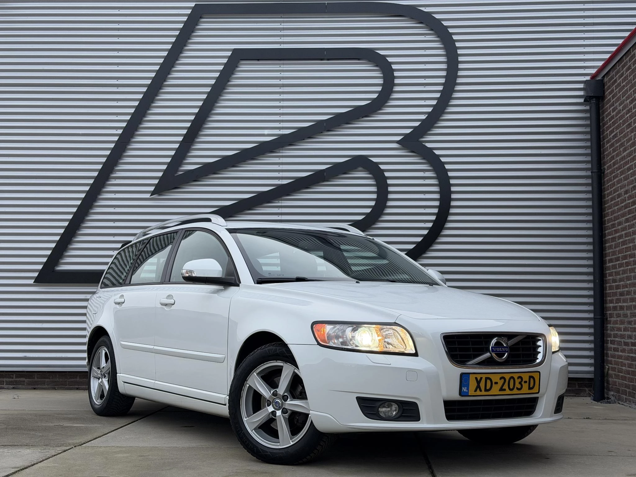 Hoofdafbeelding Volvo V50
