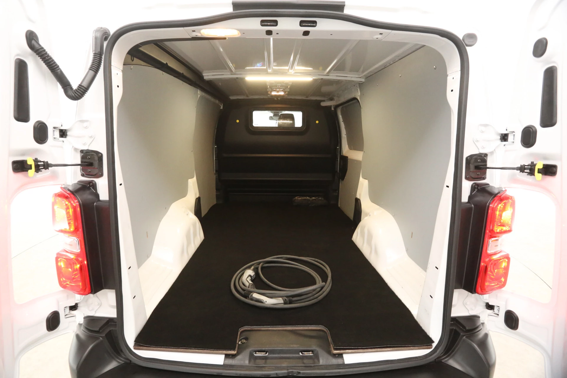 Hoofdafbeelding Opel Vivaro-e