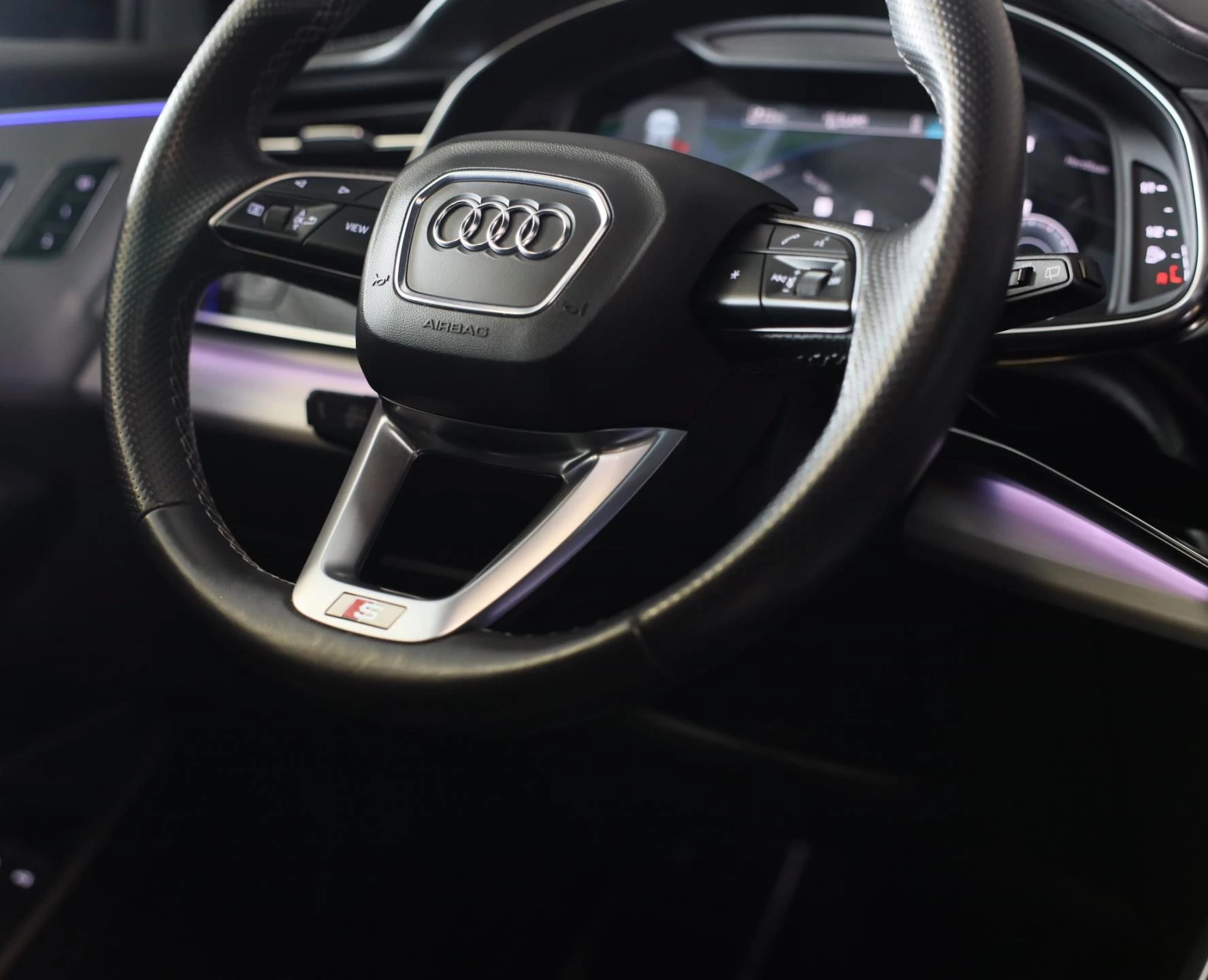 Hoofdafbeelding Audi Q8