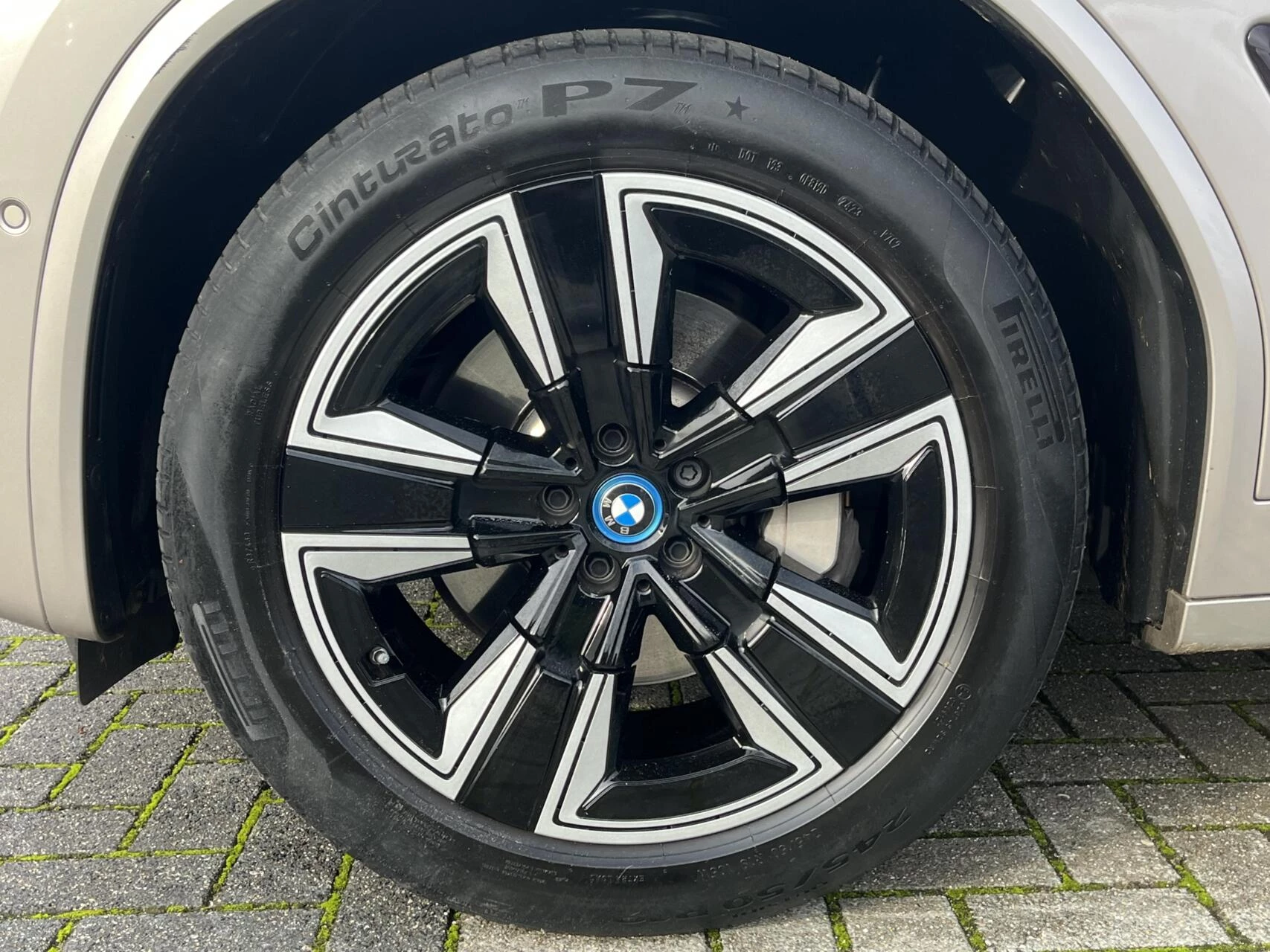Hoofdafbeelding BMW iX3