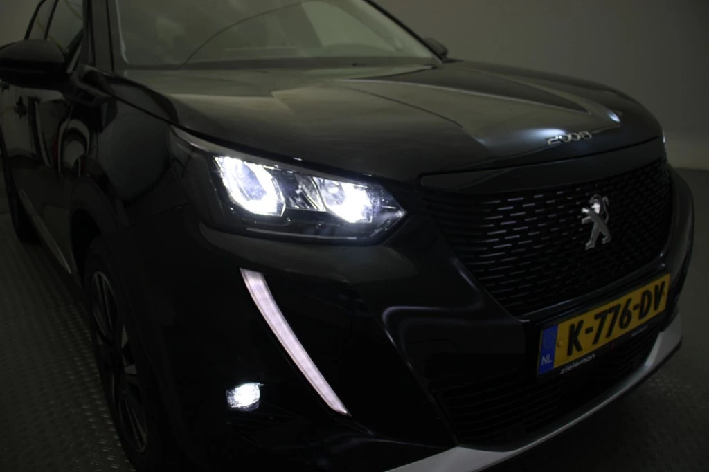 Hoofdafbeelding Peugeot e-2008