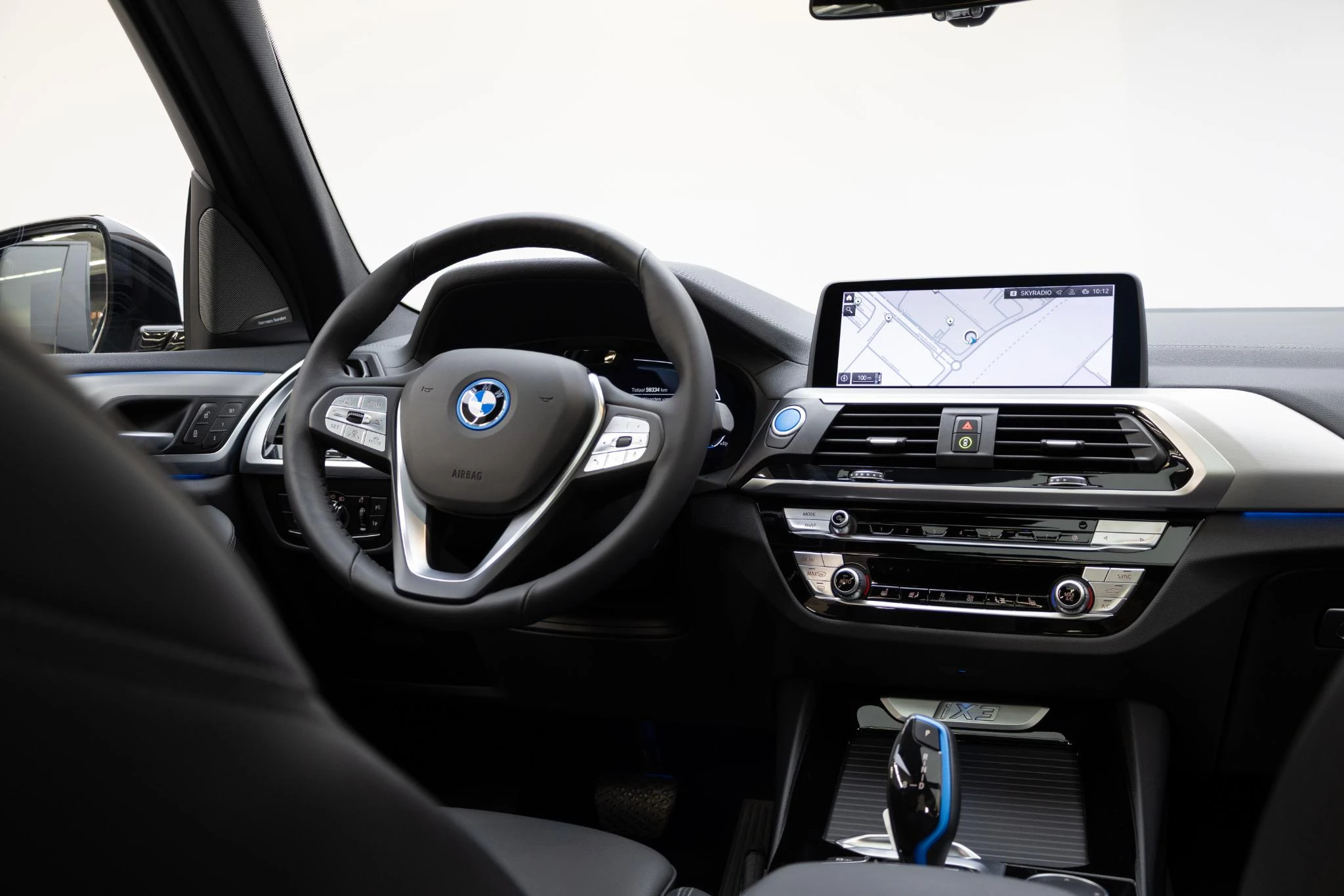 Hoofdafbeelding BMW iX3