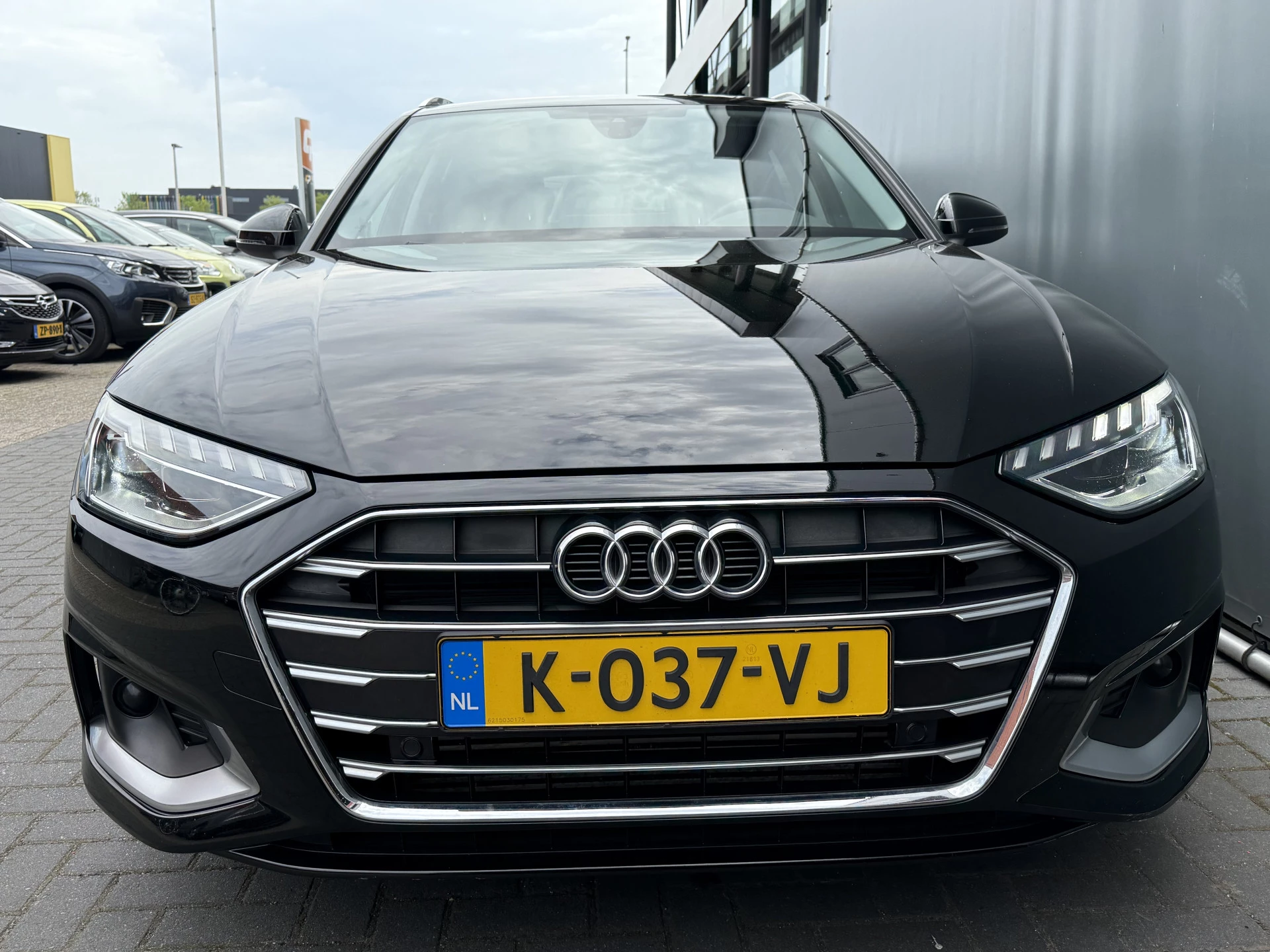 Hoofdafbeelding Audi A4