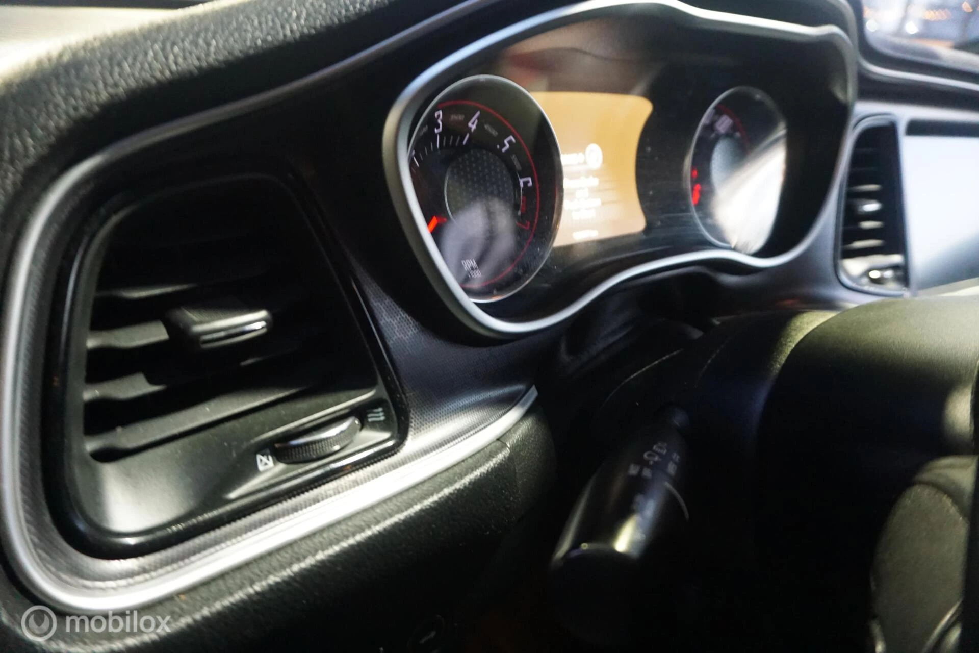 Hoofdafbeelding Dodge challanger