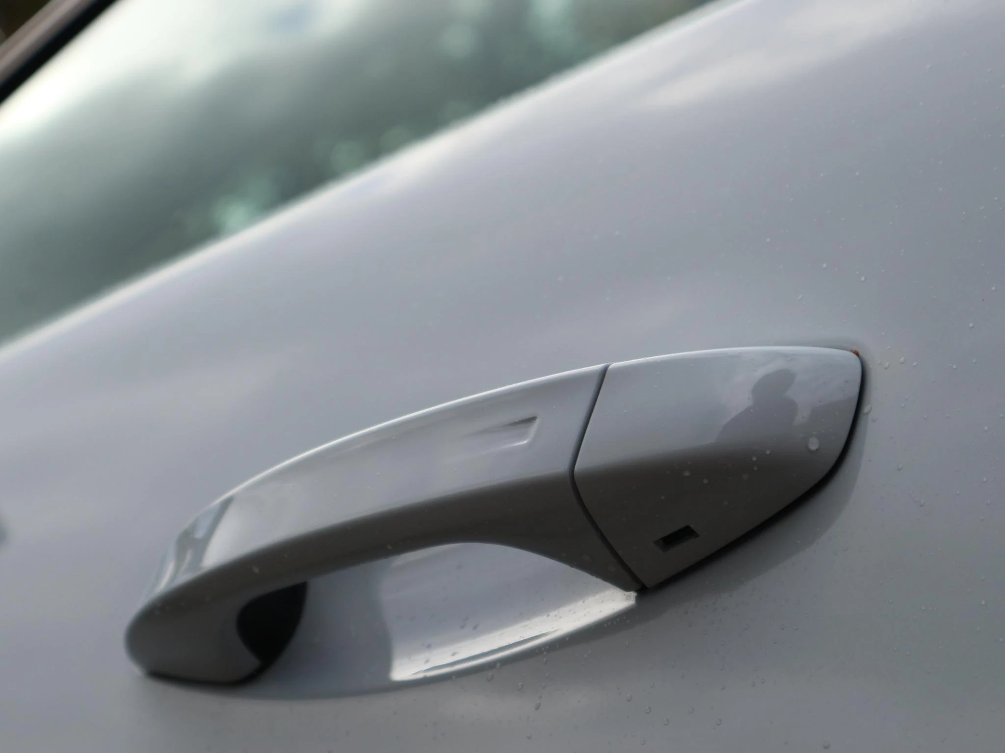 Hoofdafbeelding Peugeot e-3008