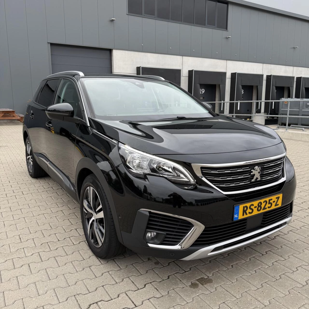 Hoofdafbeelding Peugeot 5008