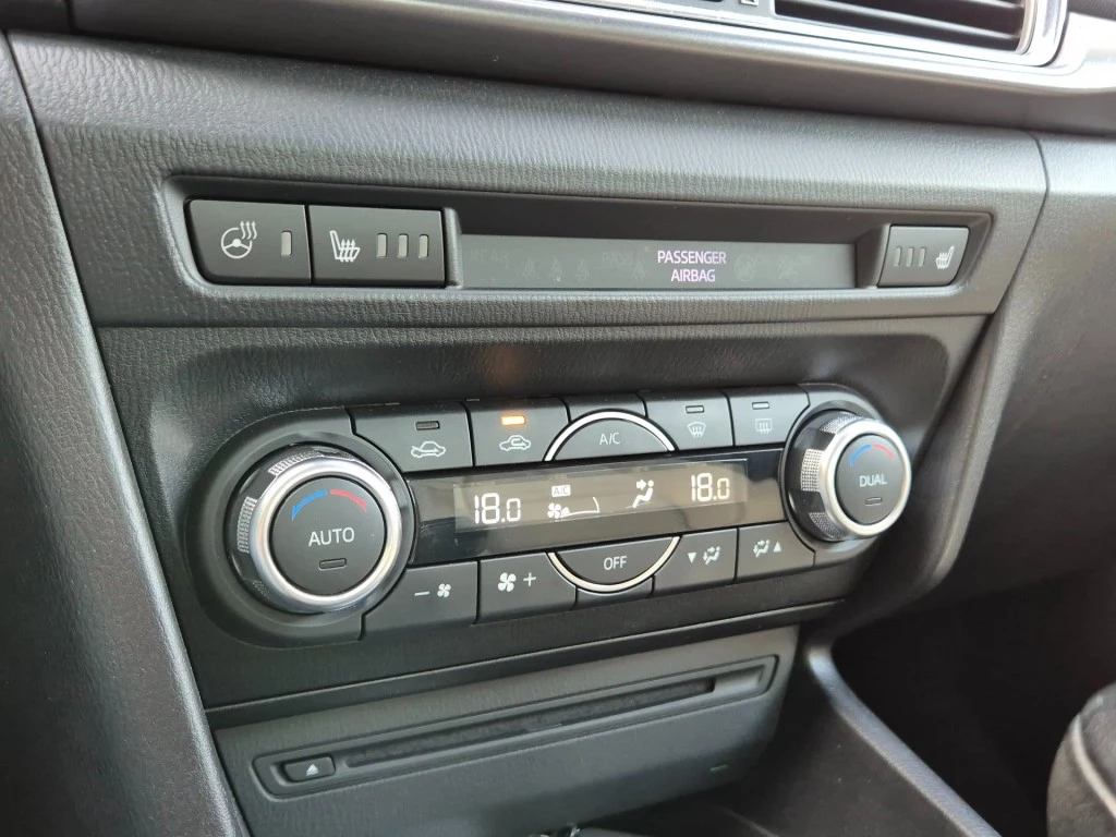 Hoofdafbeelding Mazda 3