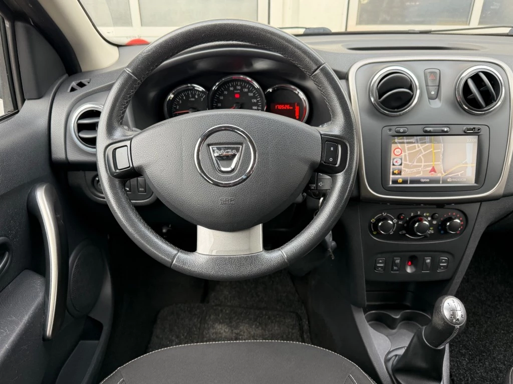 Hoofdafbeelding Dacia Logan