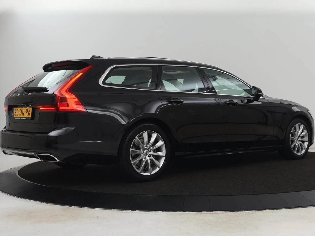 Hoofdafbeelding Volvo V90