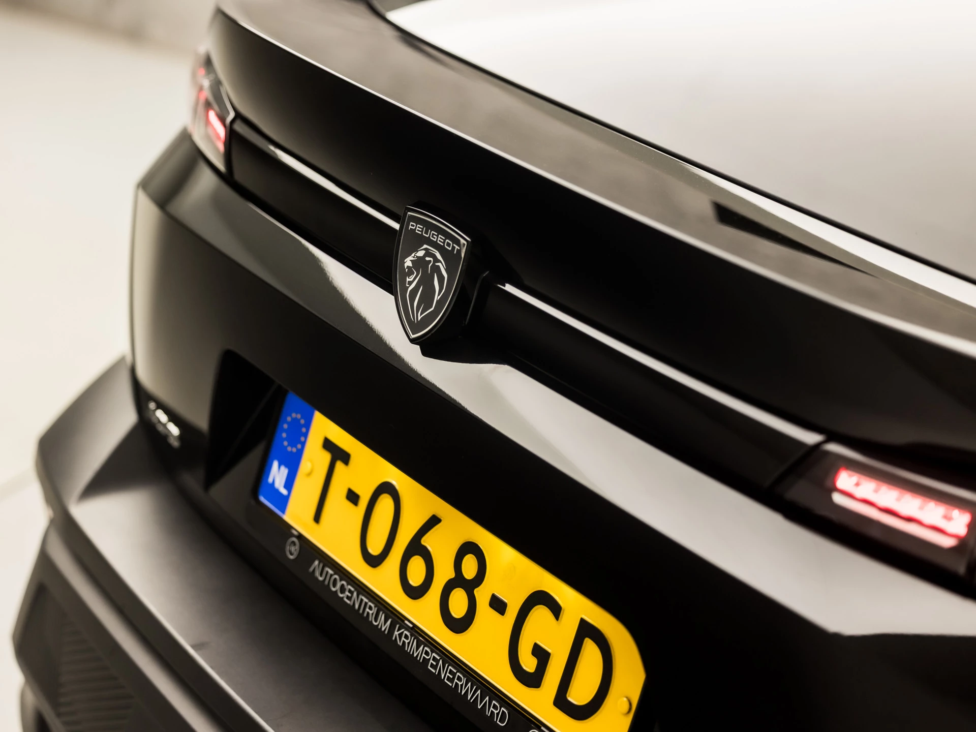 Hoofdafbeelding Peugeot 408