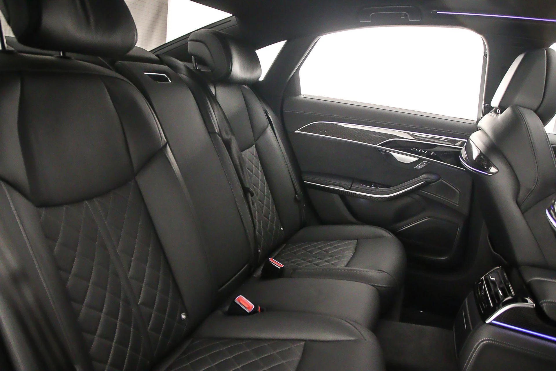 Hoofdafbeelding Audi A8