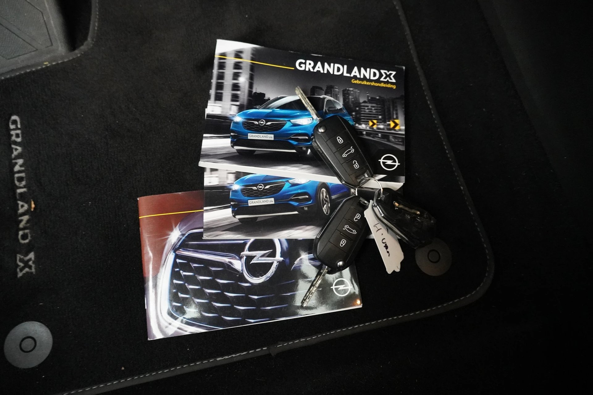 Hoofdafbeelding Opel Grandland X