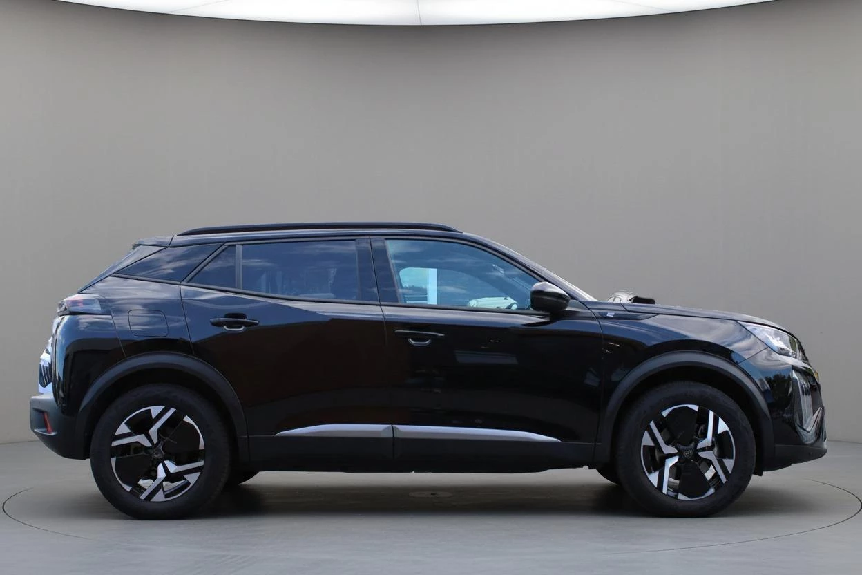 Hoofdafbeelding Peugeot e-2008