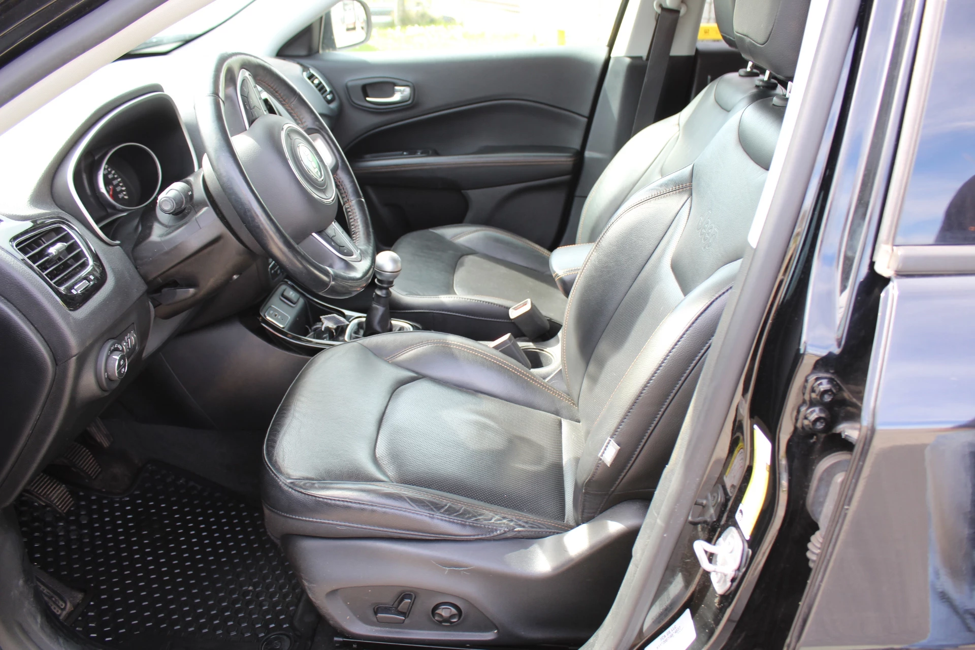 Hoofdafbeelding Jeep Compass