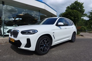Hoofdafbeelding BMW X3 BMW X3 xDrive30e LCI Facelift M-SPORT NAVI I LED I TREKHAAK 46dkm!