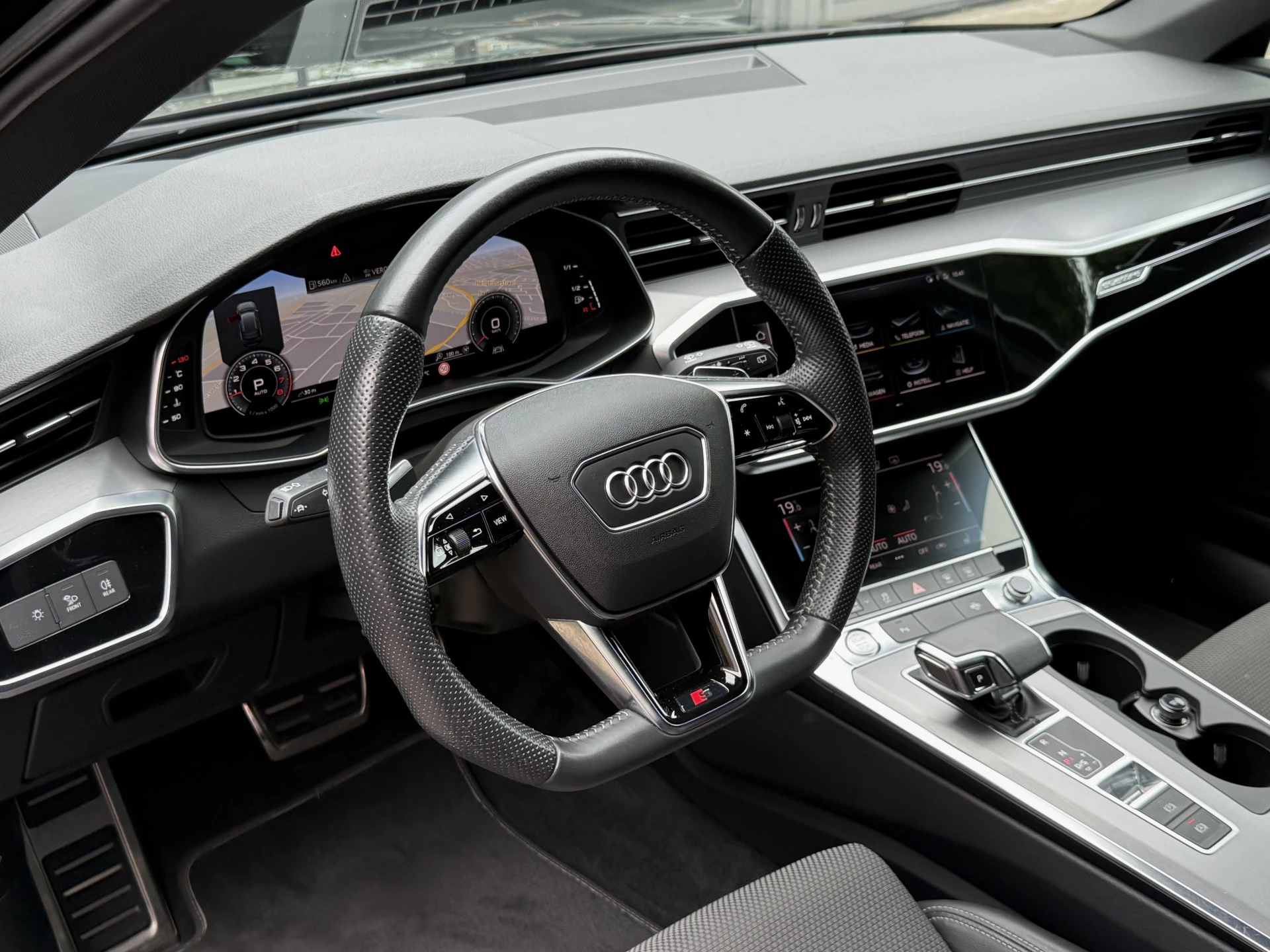 Hoofdafbeelding Audi A6