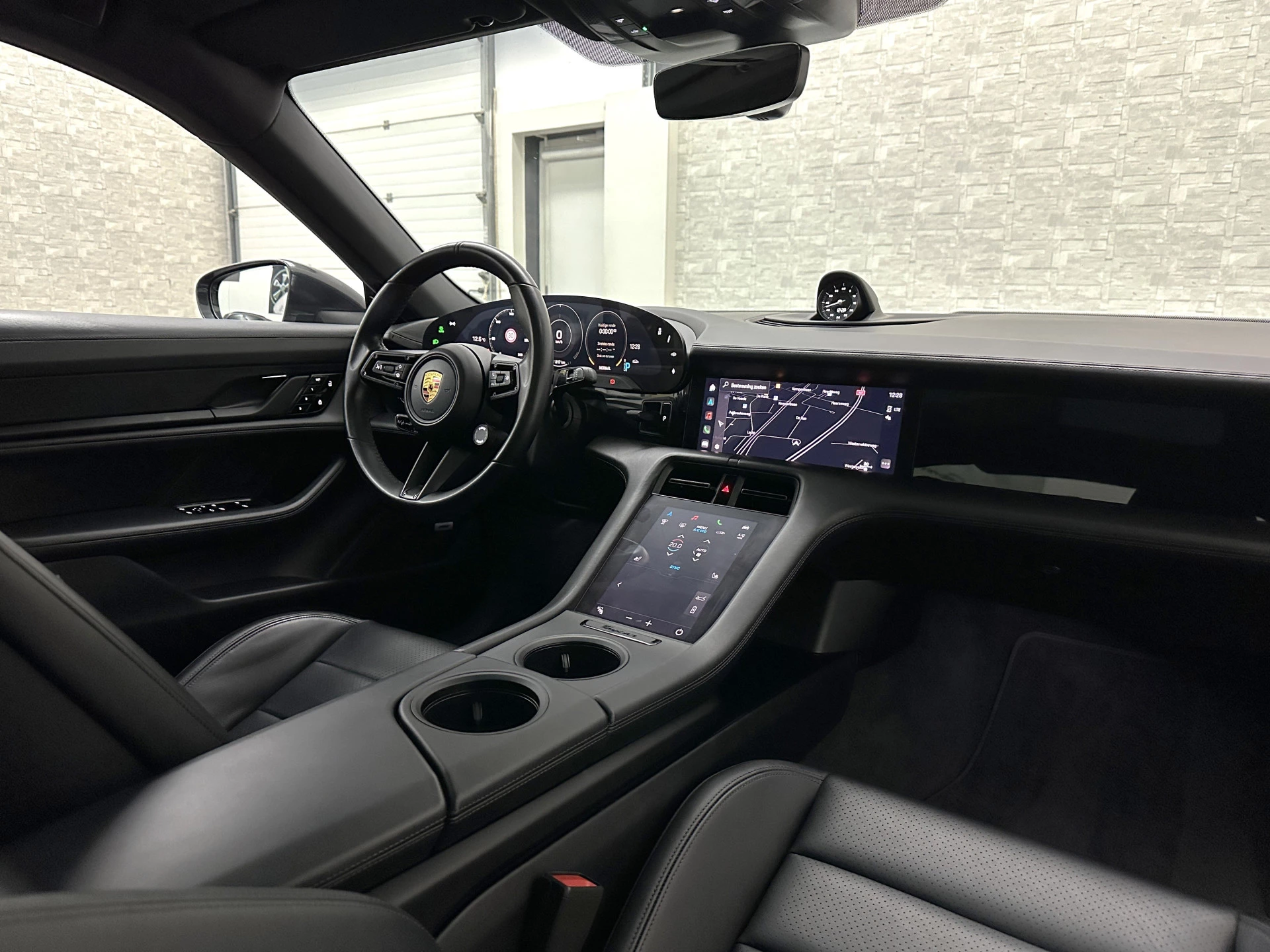 Hoofdafbeelding Porsche Taycan