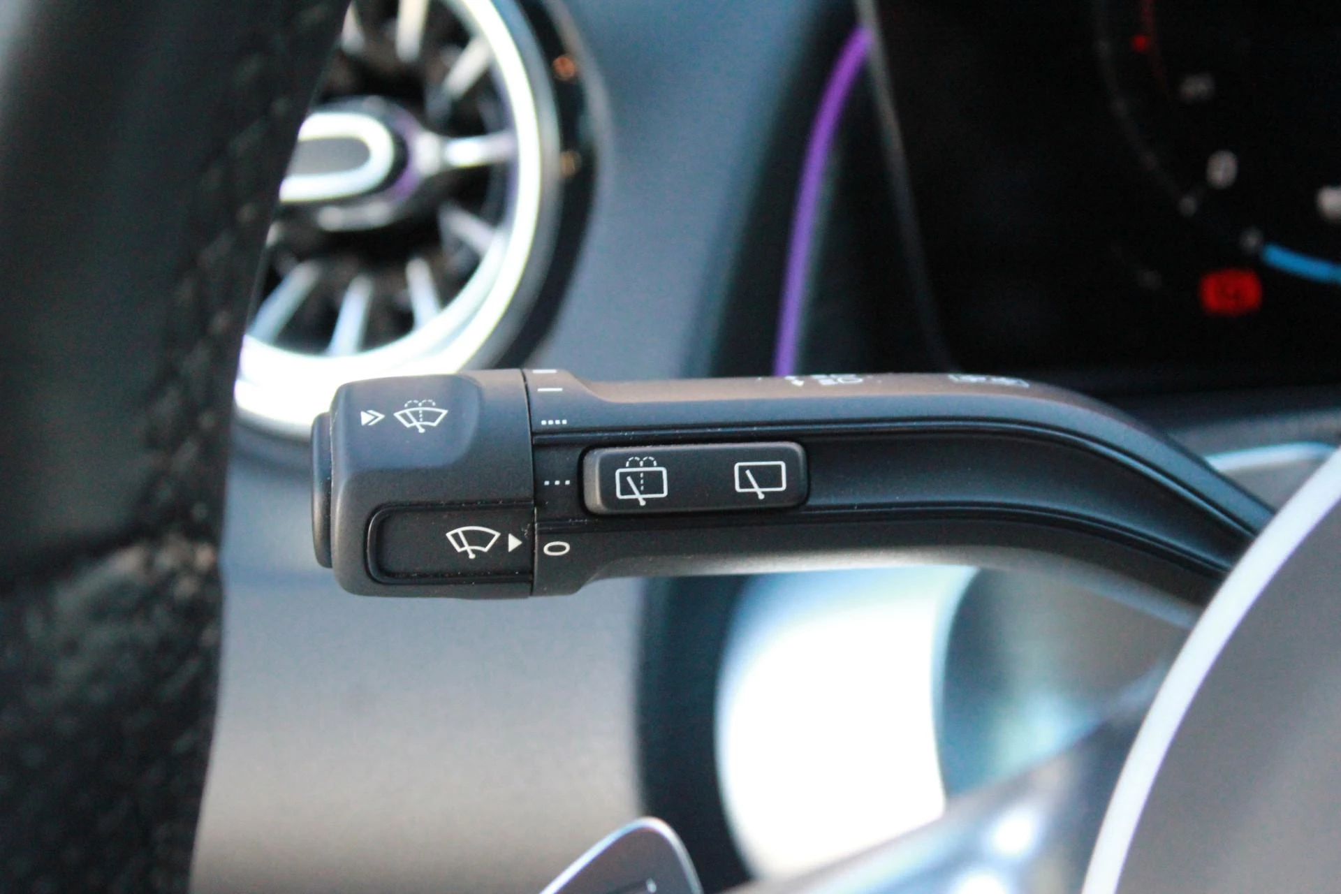 Hoofdafbeelding Mercedes-Benz EQB