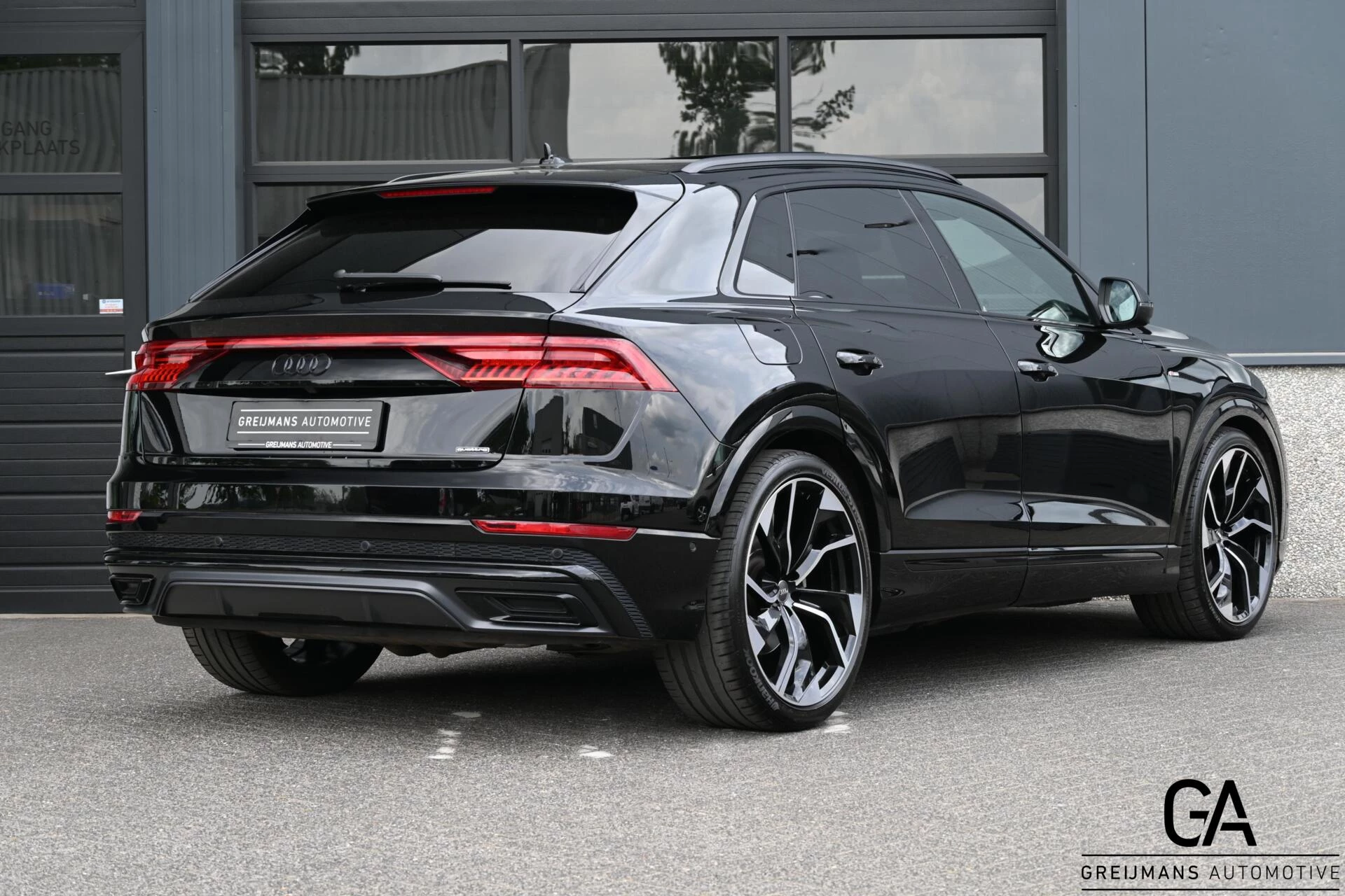 Hoofdafbeelding Audi Q8