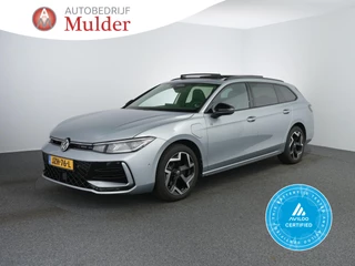 Volkswagen Passat Variant 1.5 eHybrid R-Line Edition | 272 pk | SOH 98.1% | Leer | Harman/Kardon | Pano | Trekhaak | IQ Light |
