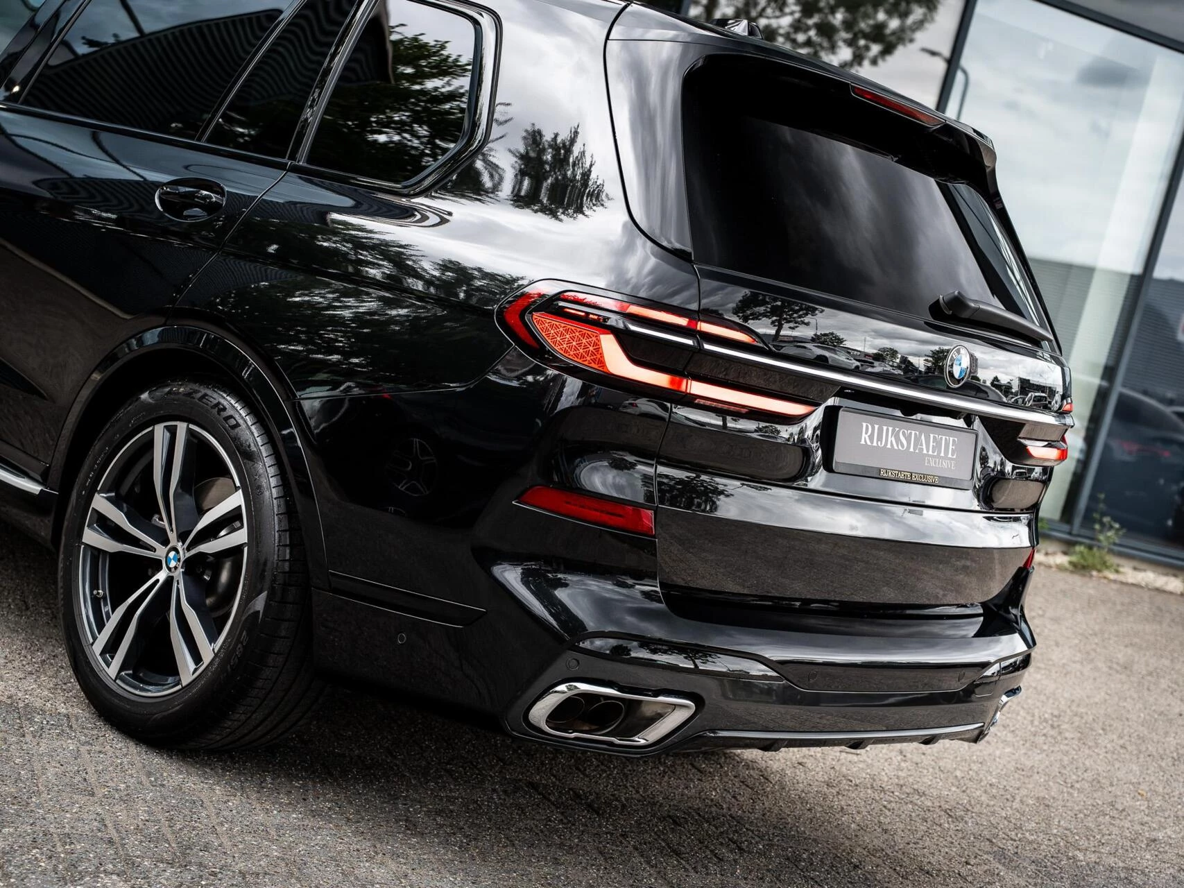 Hoofdafbeelding BMW X7