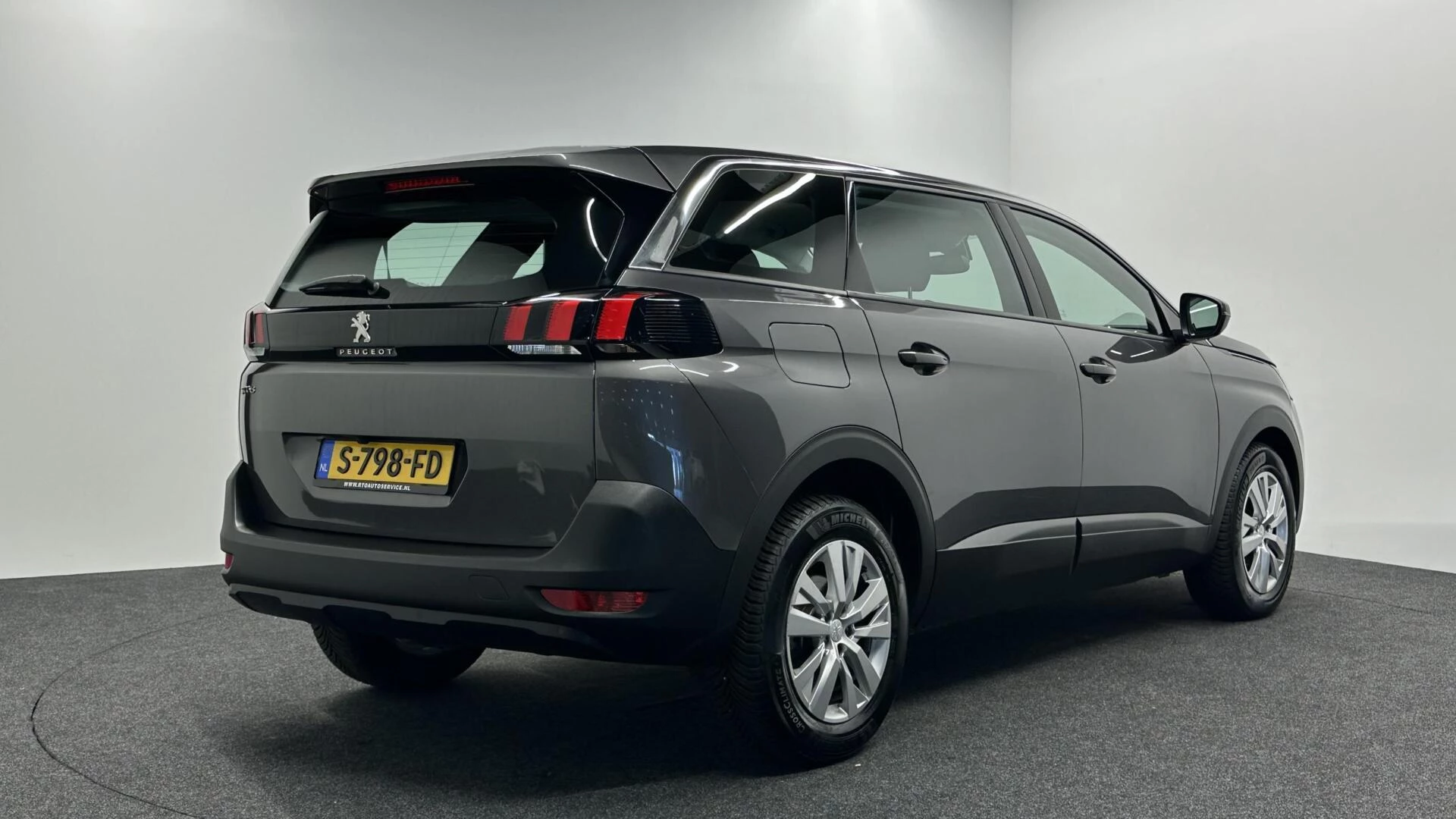 Hoofdafbeelding Peugeot 5008