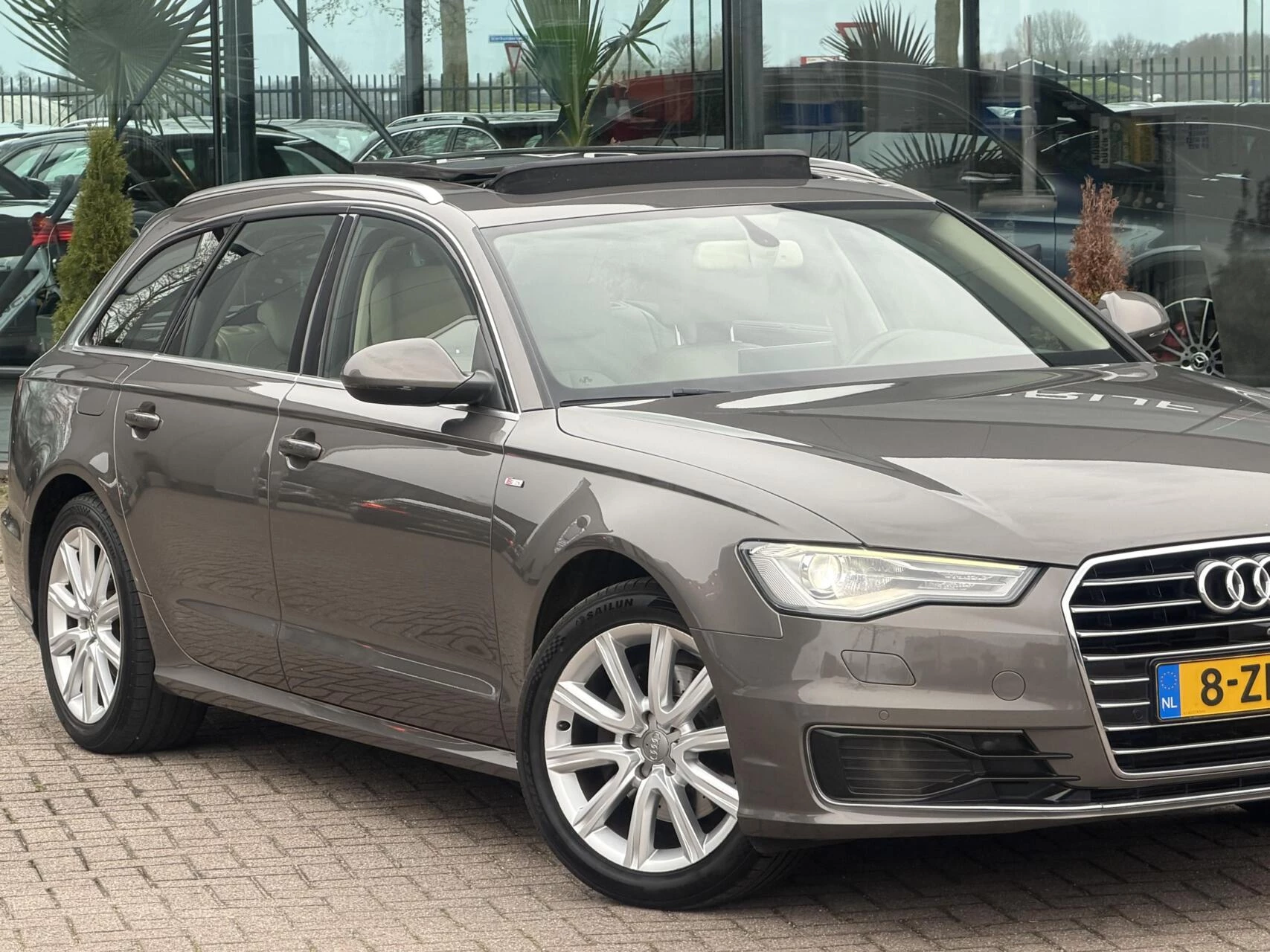 Hoofdafbeelding Audi A6