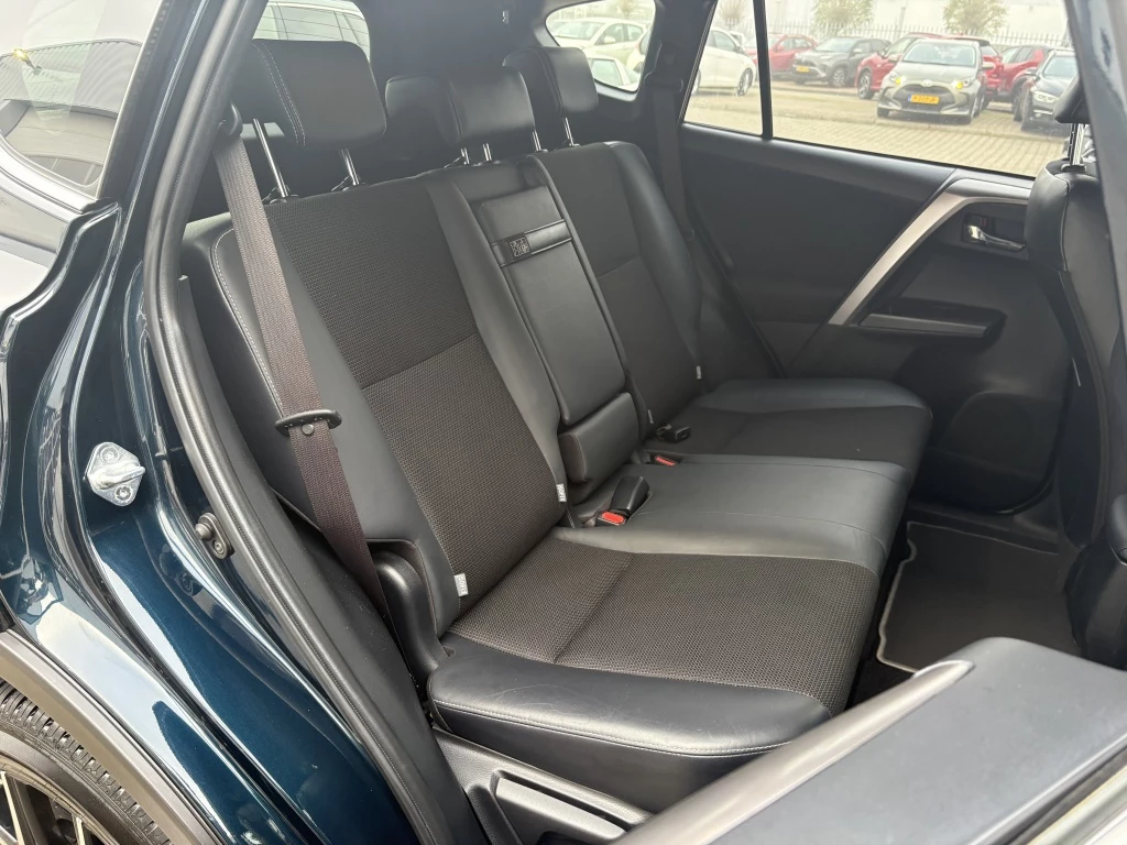 Hoofdafbeelding Toyota RAV4