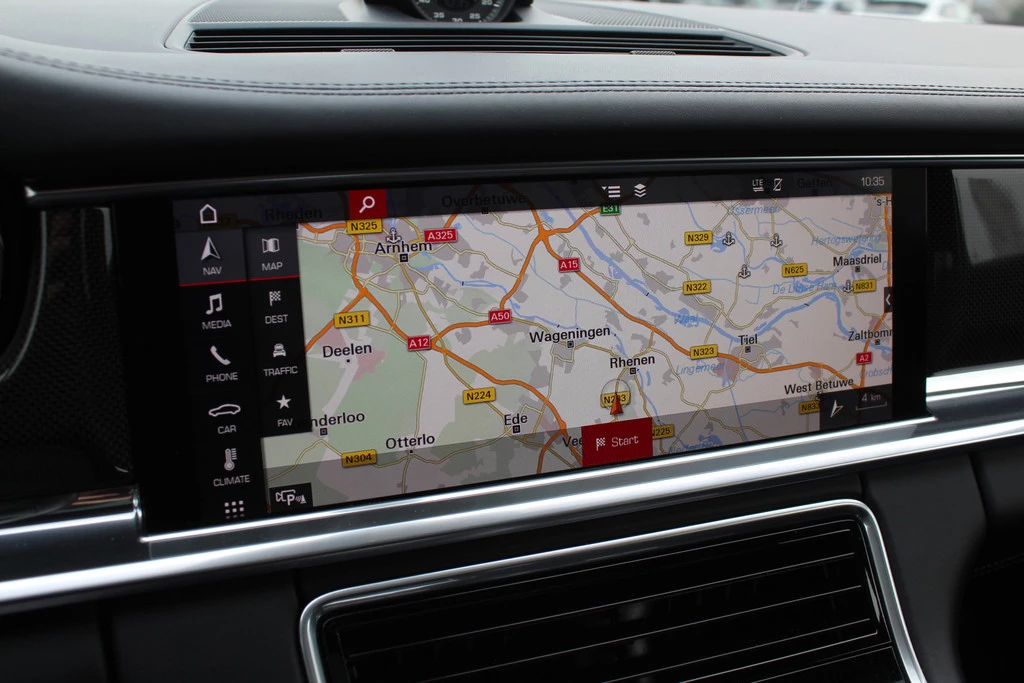 Hoofdafbeelding Porsche Panamera