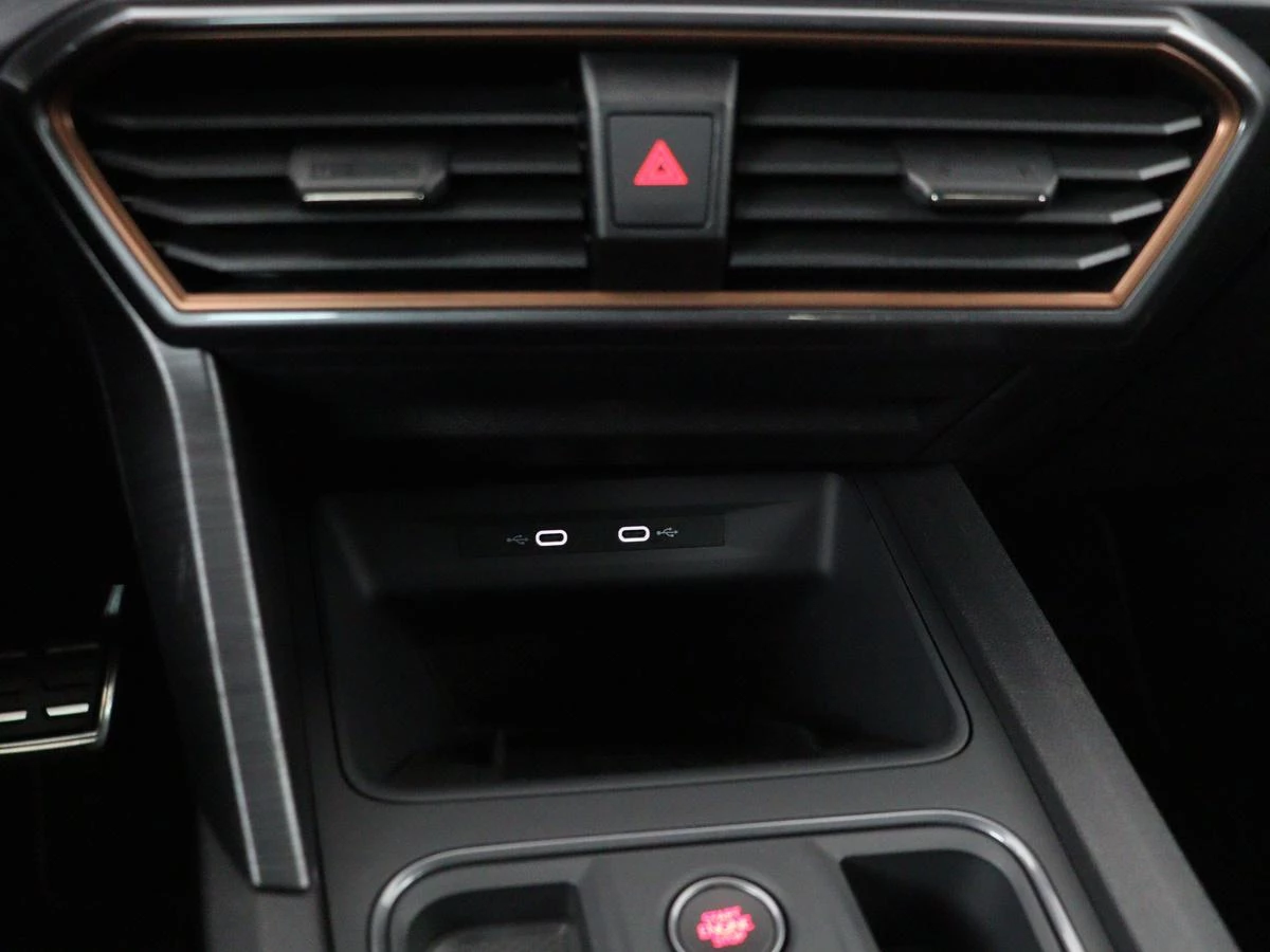 Hoofdafbeelding CUPRA Leon