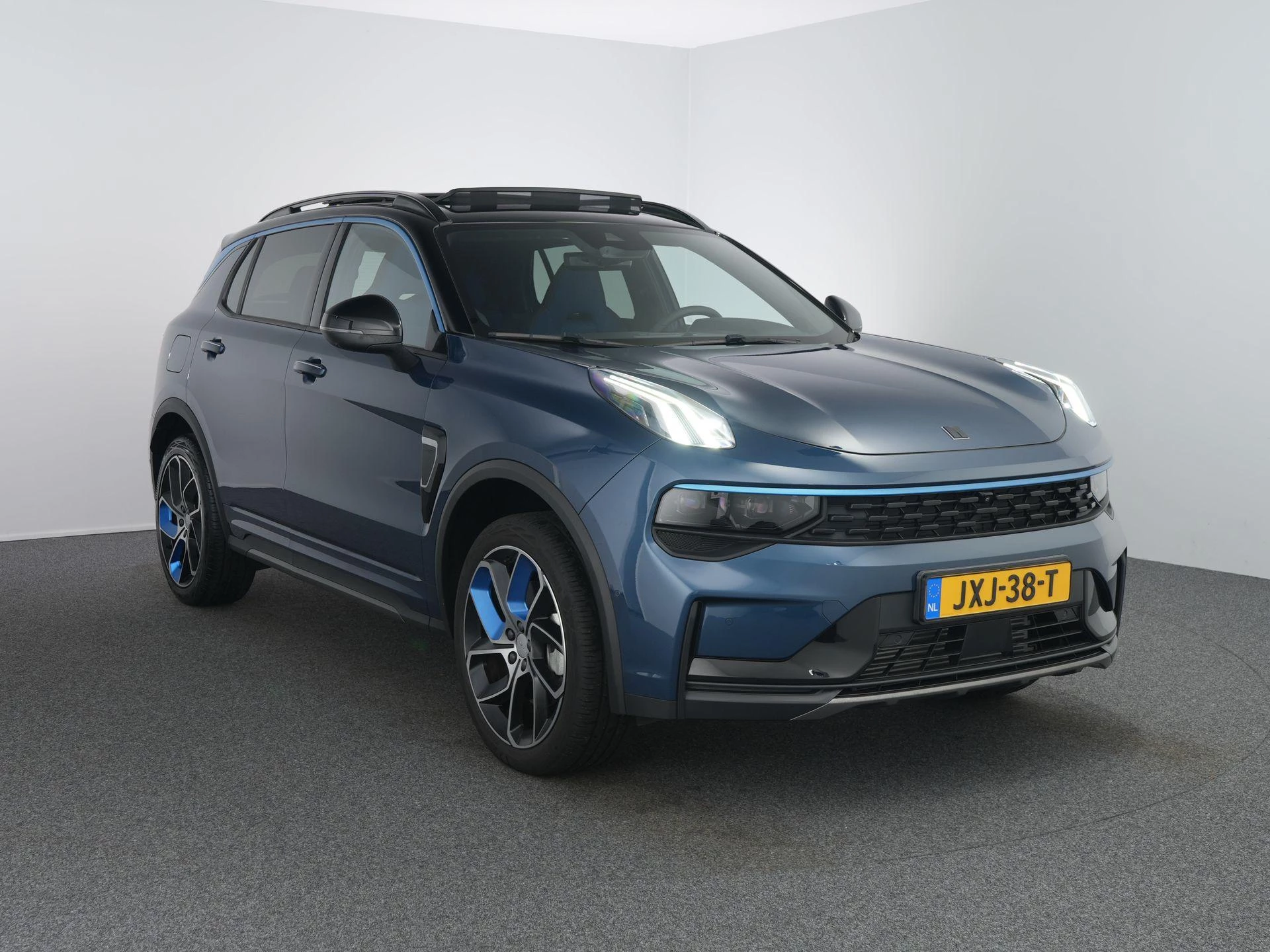 Hoofdafbeelding Lynk & Co 01
