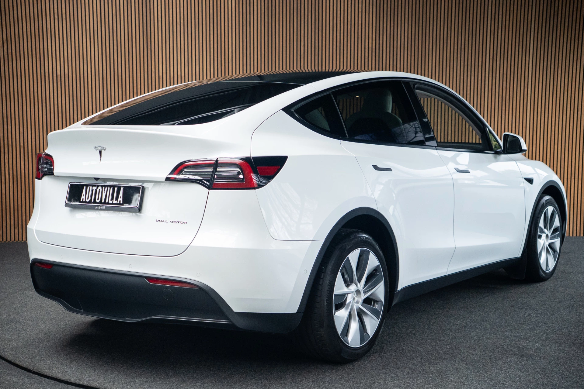 Hoofdafbeelding Tesla Model Y