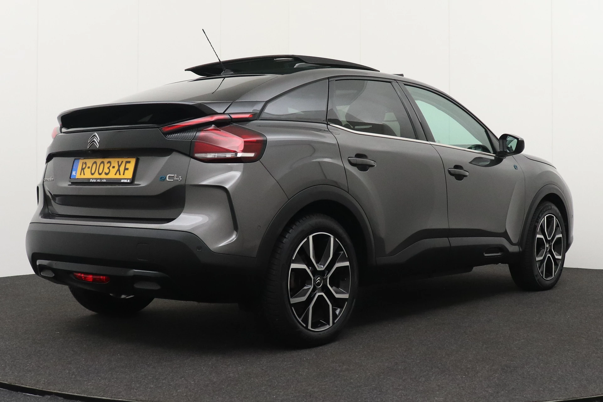 Hoofdafbeelding Citroën ë-C4