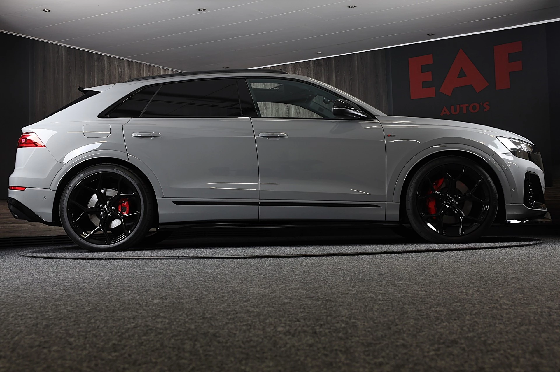 Hoofdafbeelding Audi Q8