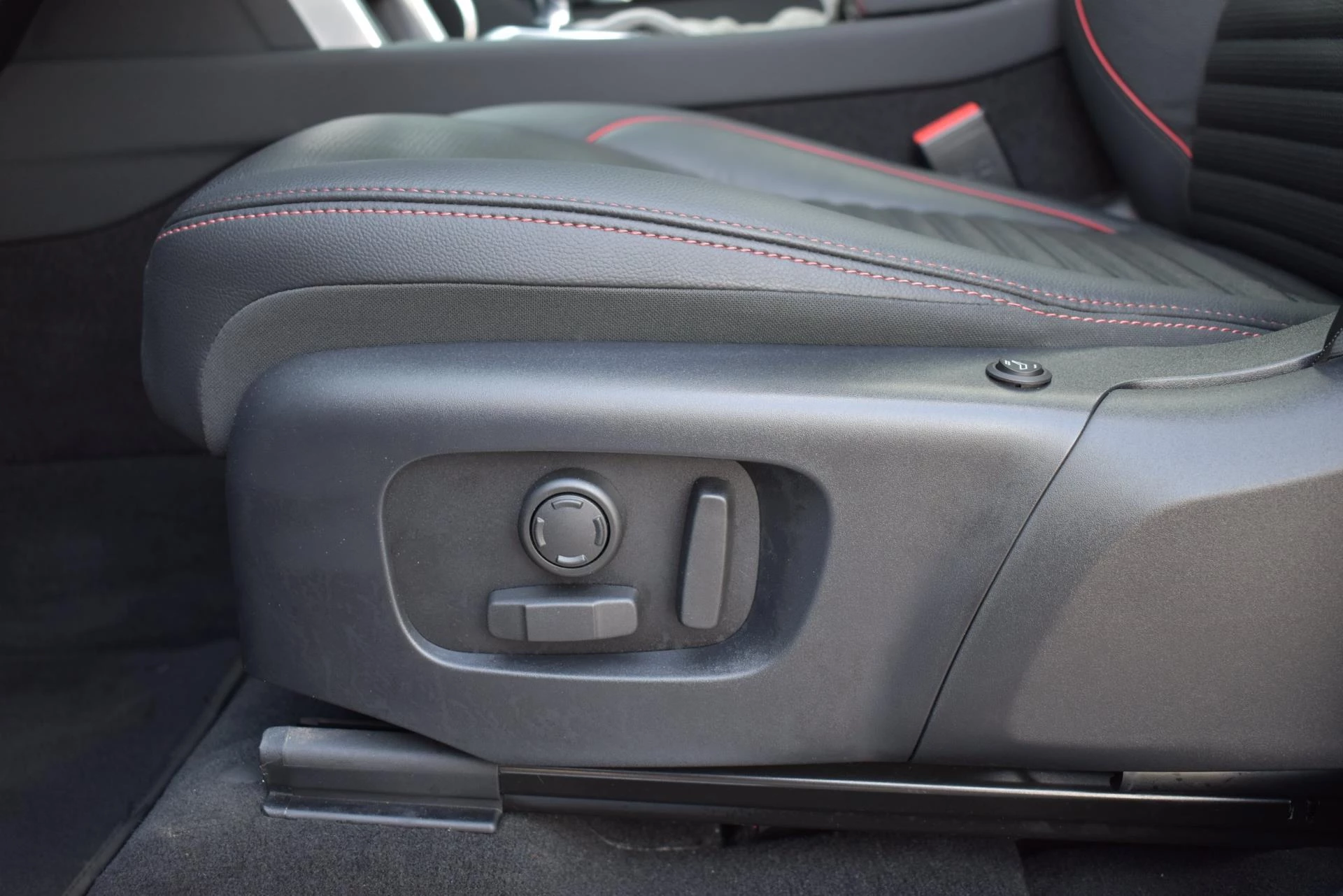 Hoofdafbeelding Land Rover Discovery Sport