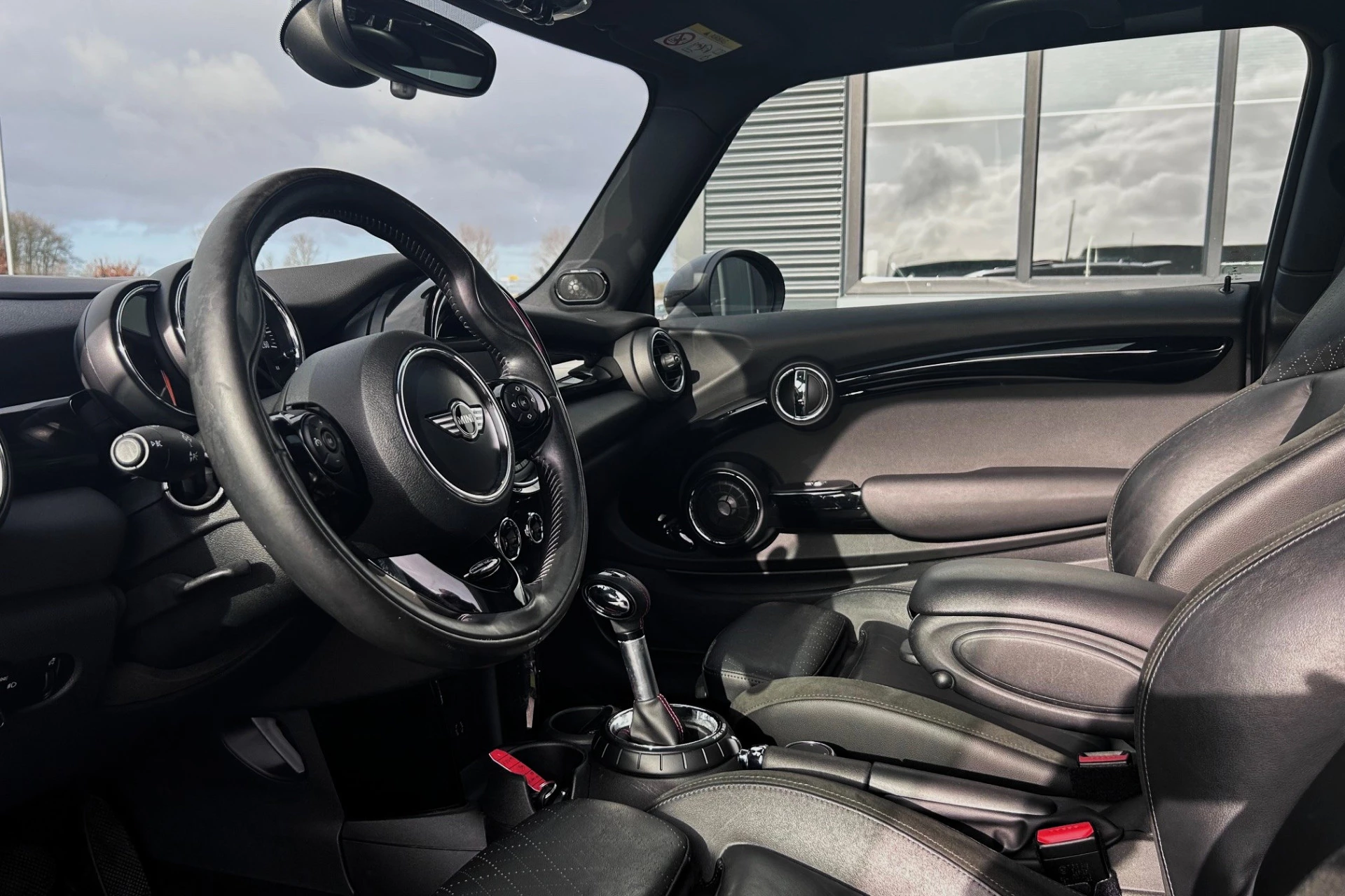 Hoofdafbeelding MINI Cooper S