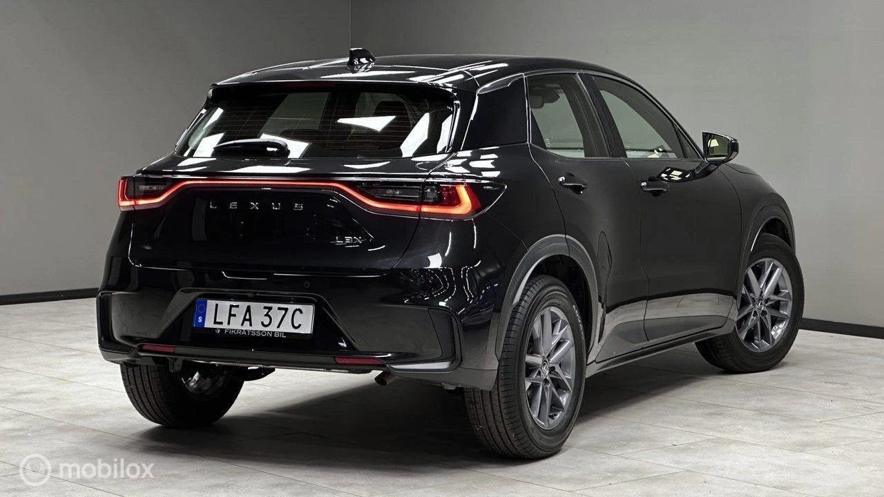 Hoofdafbeelding Lexus LBX