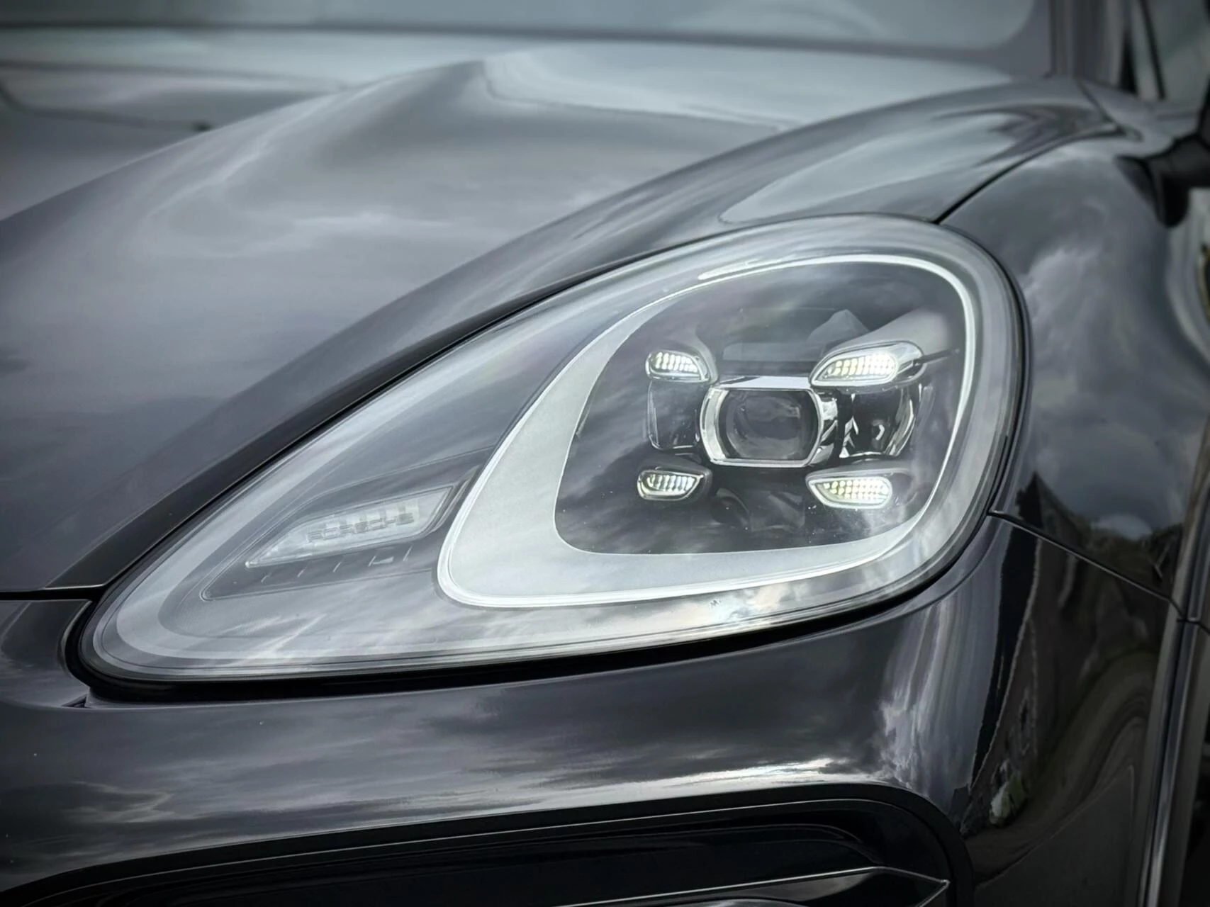 Hoofdafbeelding Porsche Cayenne