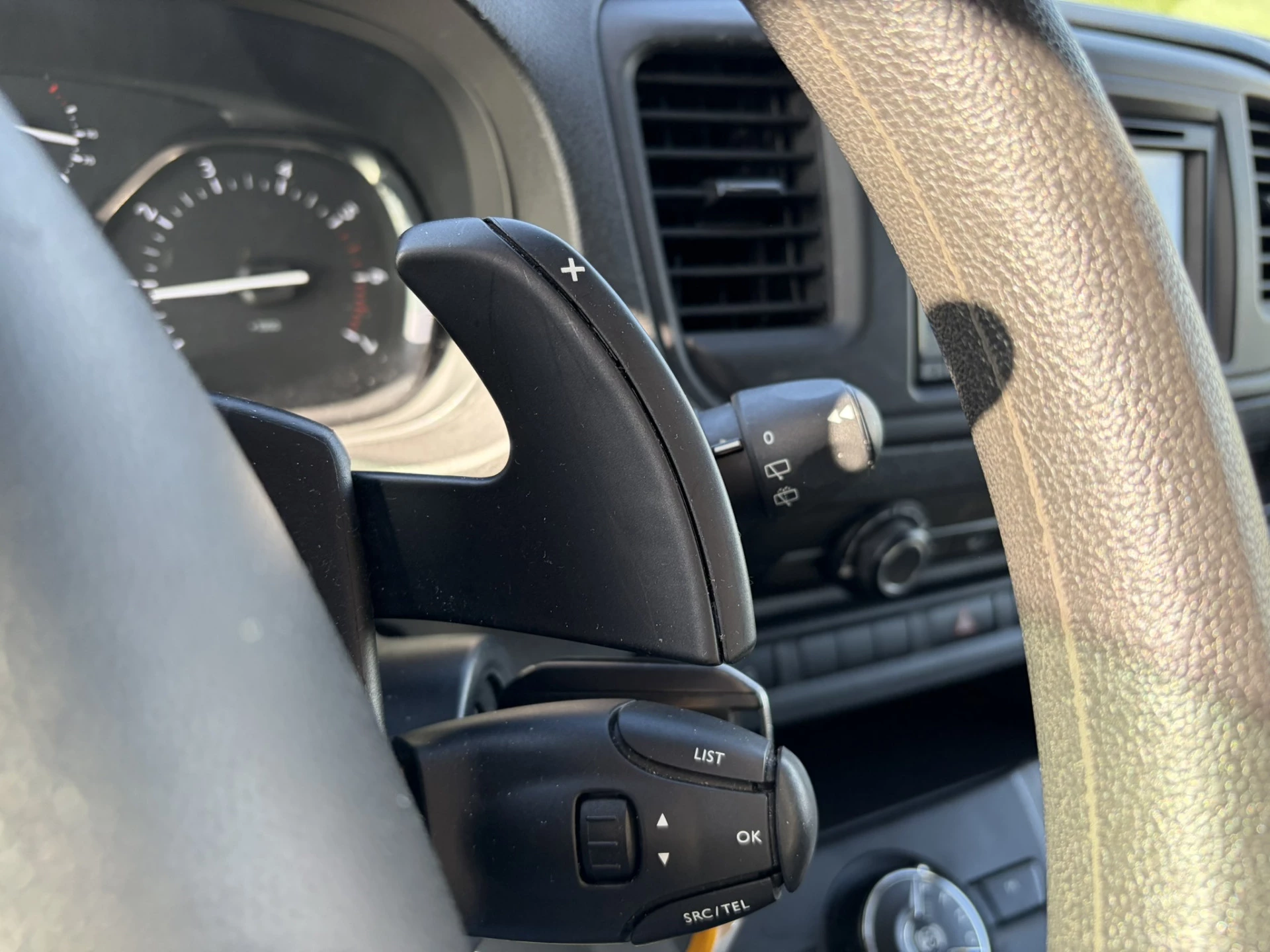 Hoofdafbeelding Peugeot Traveller