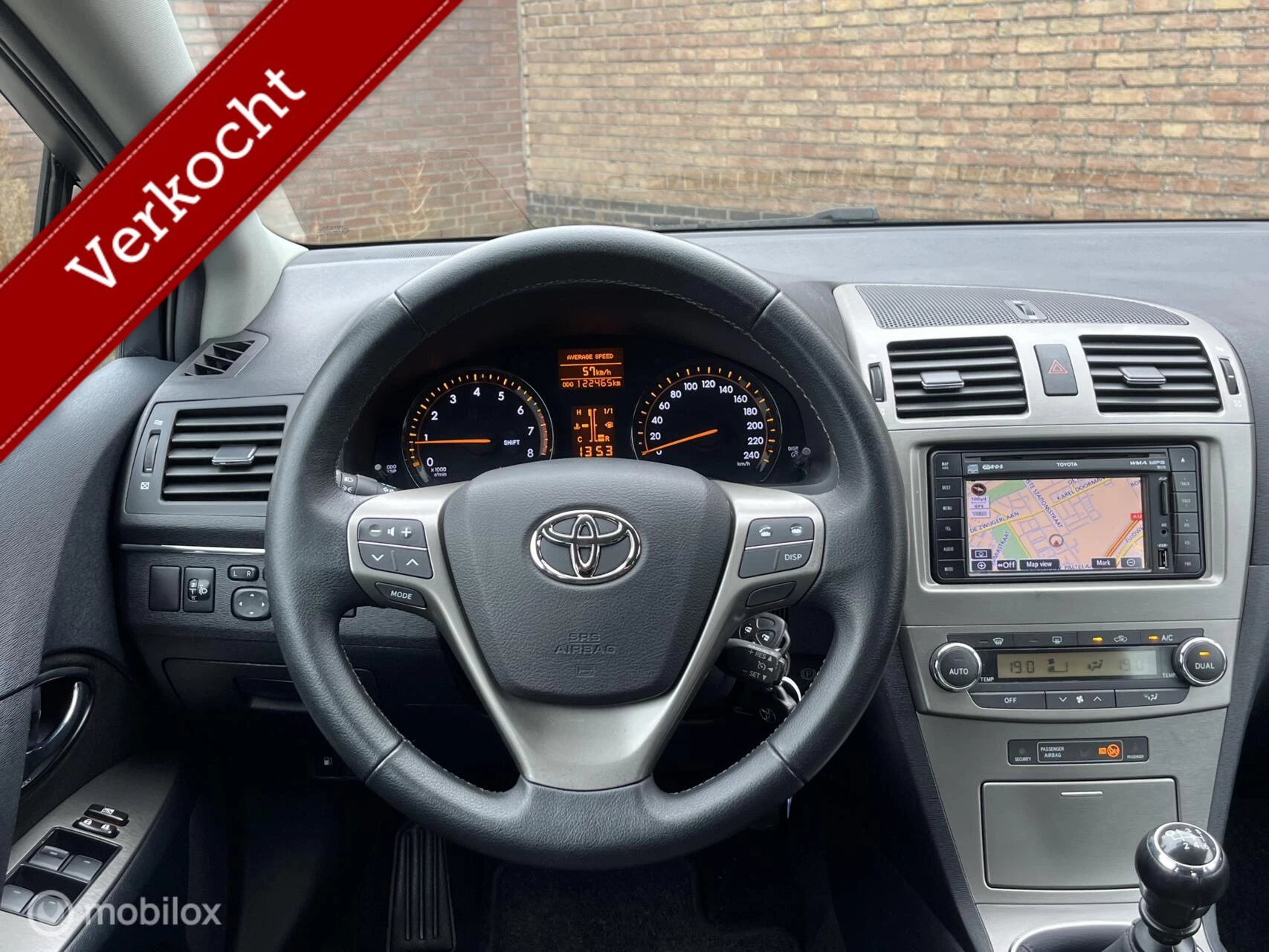 Hoofdafbeelding Toyota Avensis