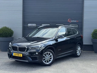 BMW X1 sDrive20i Centennial Executive | Panoramadak | Navigatie | Elektrische Achterklep | Parkeersensoren | Climate Control |
