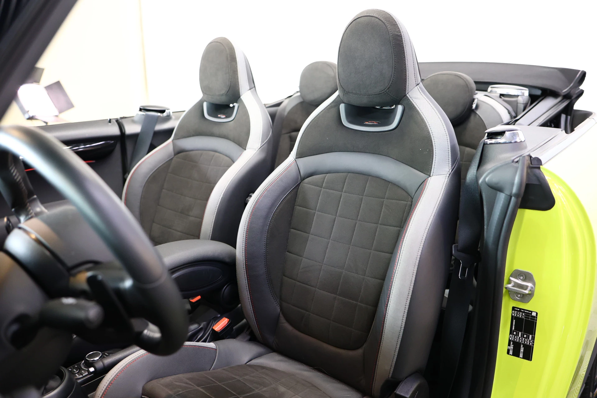 Hoofdafbeelding MINI Cooper Cabrio