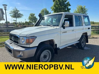 Hoofdafbeelding Toyota Land Cruiser Toyota Land Cruiser LX LANG 5 PERSOONS 4x4 Airco 4.2 6 Cilinder Diesel